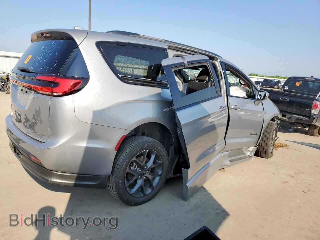 2021 CHRYSLER PACIFICA - VIN: 2C4RC1BG6MR540091 - Фото 3