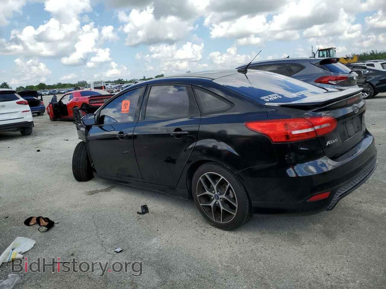 2016 FORD FOCUS - VIN: 1FADP3F27GL201321 - Photo 2