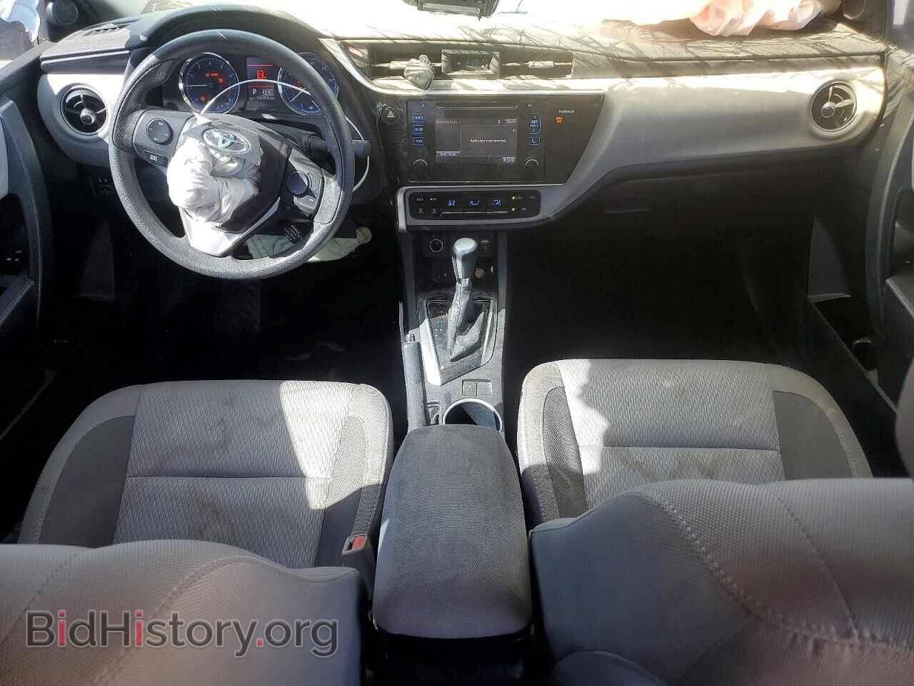2017 TOYOTA COROLLA - VIN: 2T1BURHE4HC914464 - Фото 8