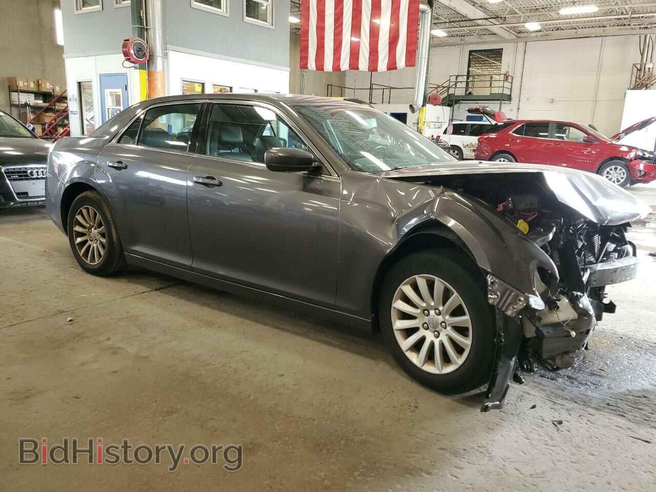2014 CHRYSLER 300 - VIN: 2C3CCAAG2EH320885 - Фото 4