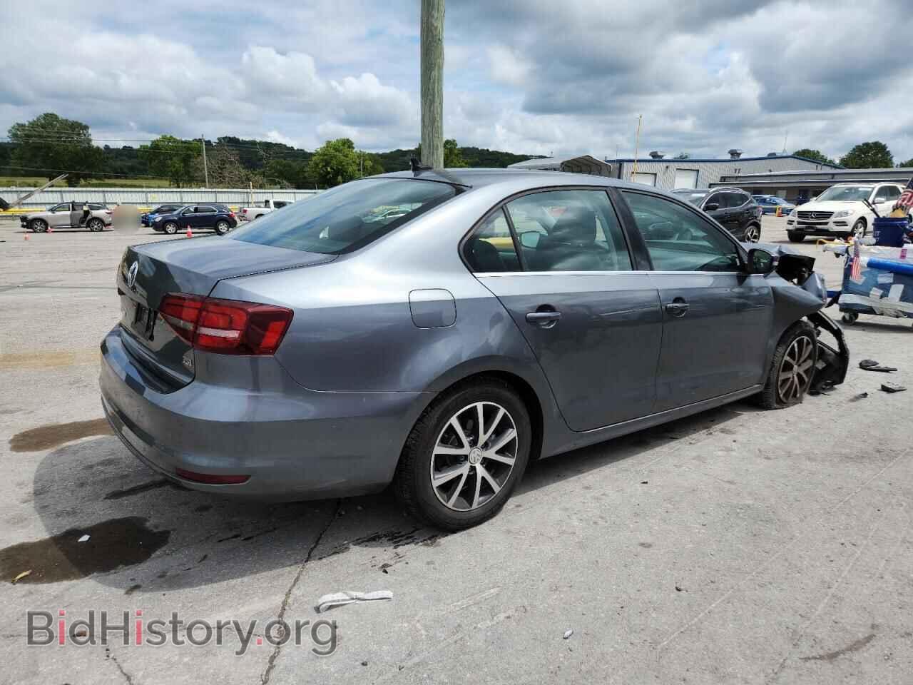 2018 VOLKSWAGEN JETTA - VIN: 3VWDB7AJ9JM220857 - Фото 3