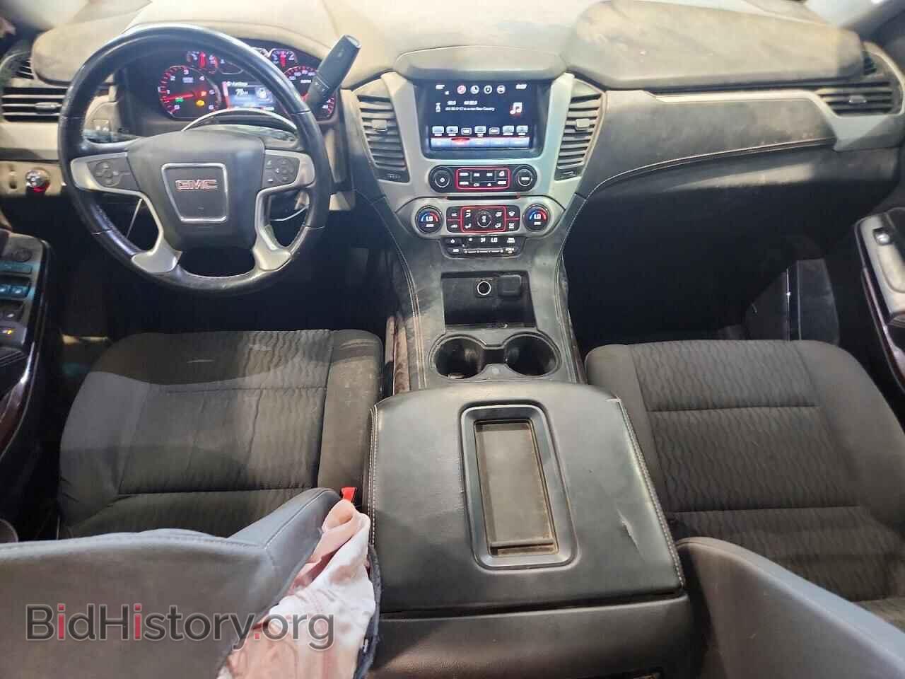 2016 GMC YUKON - VIN: 1GKS2AKC6GR351313 - Photo 8