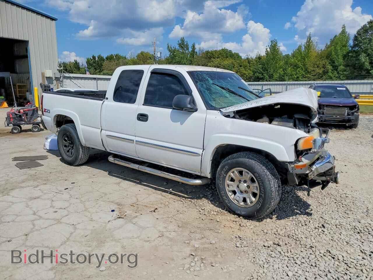 2005 GMC SIERRA - VIN: 2GTEK19B651270310 - Photo 4