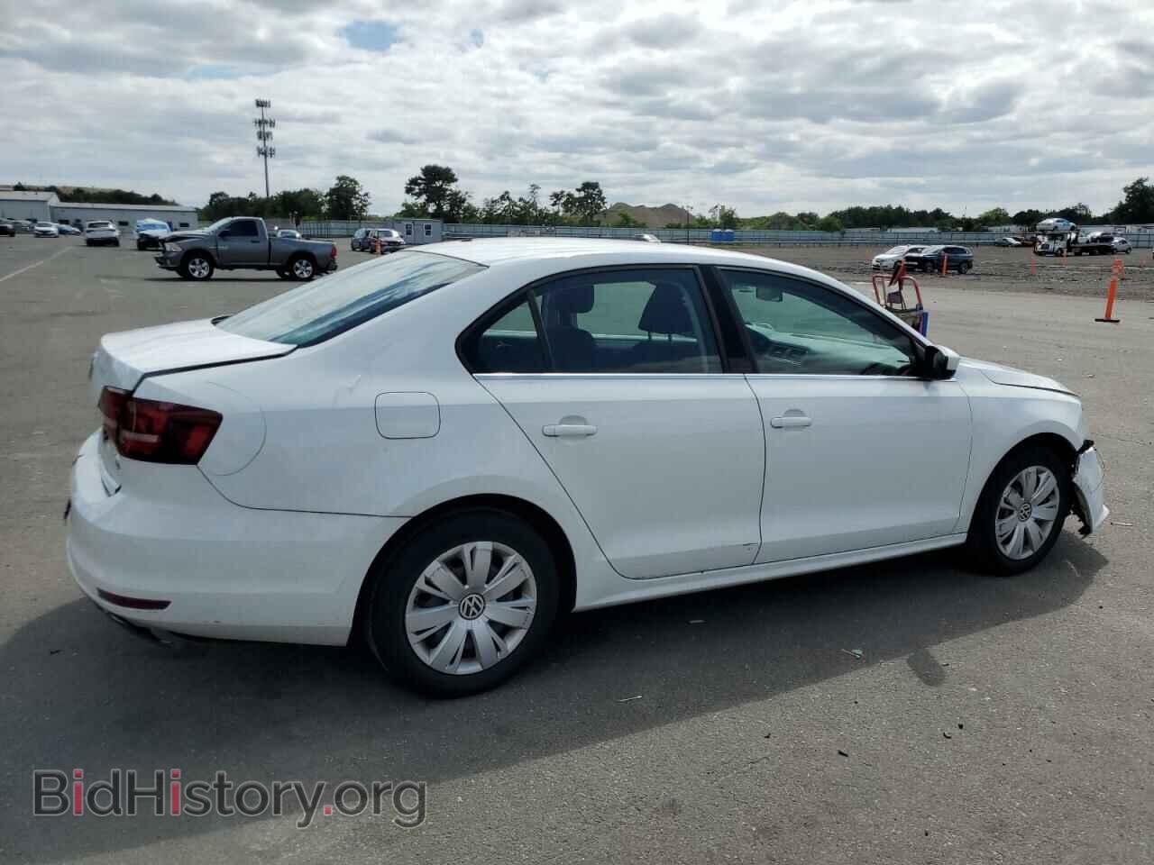 2017 VOLKSWAGEN JETTA - VIN: 3VW2B7AJ4HM330328 - Фото 3