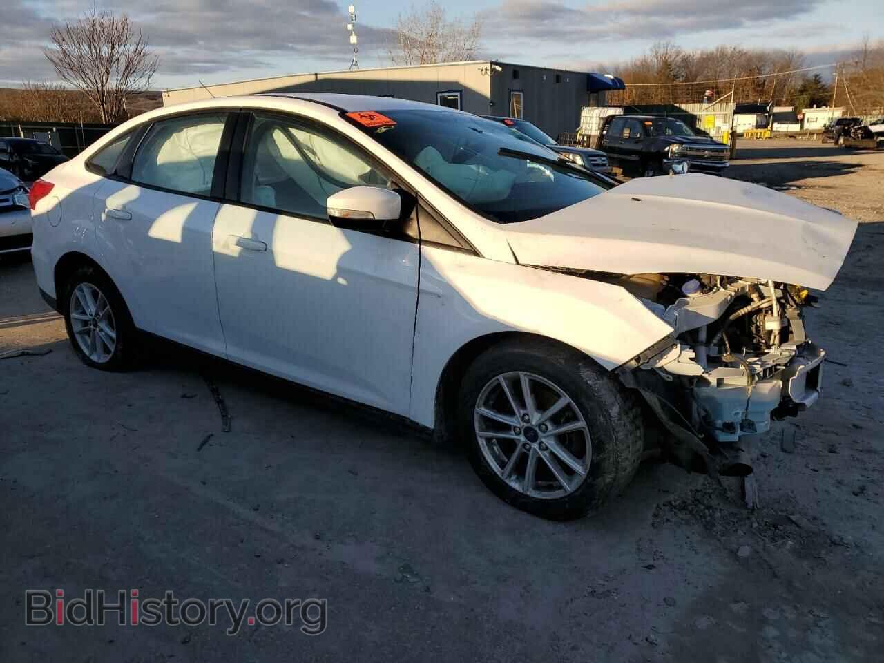 2017 FORD FOCUS - VIN: 1FADP3F2XHL275494 - Фото 4