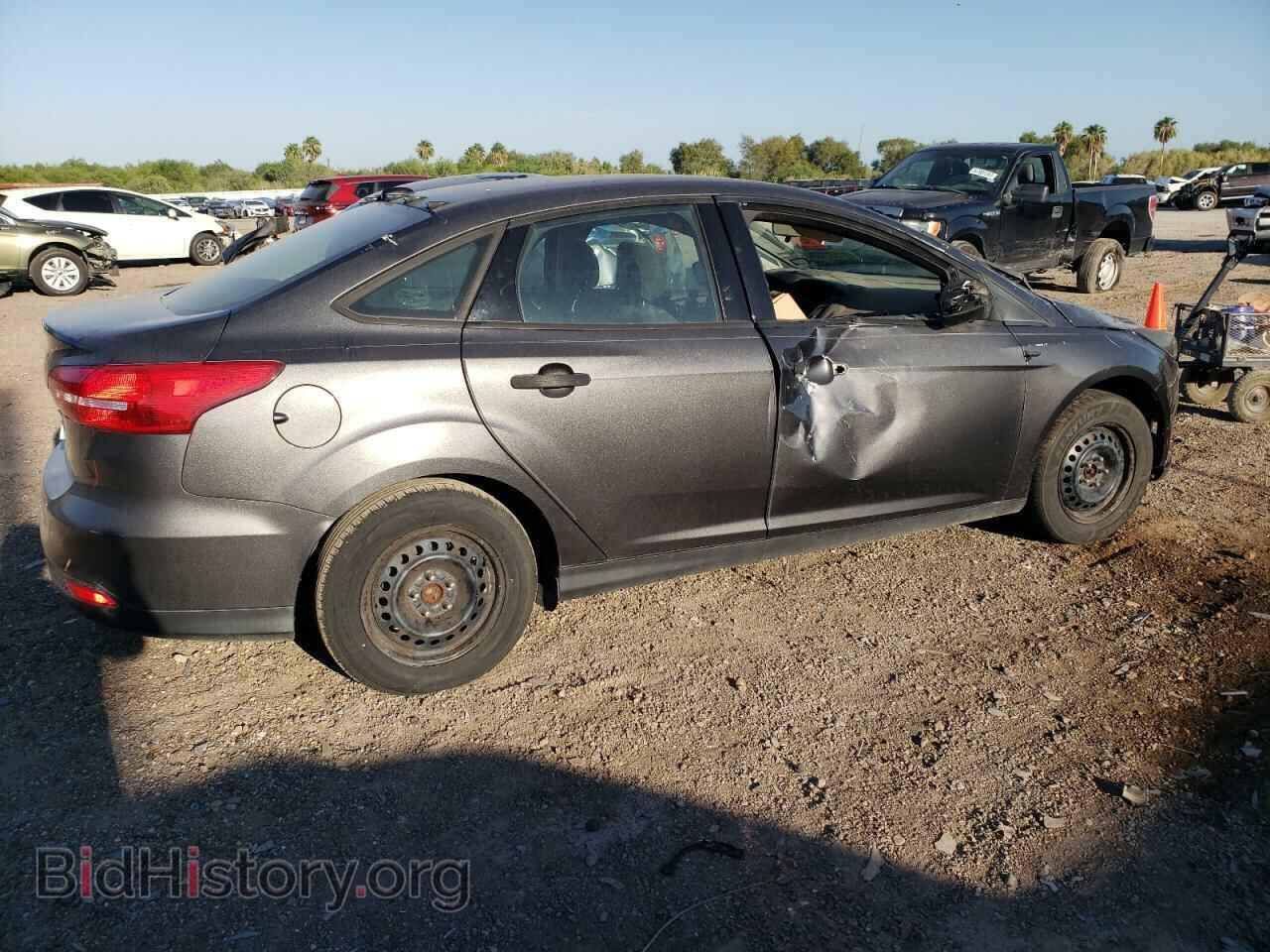 2017 FORD FOCUS - VIN: 1FADP3E27HL332607 - Фото 3