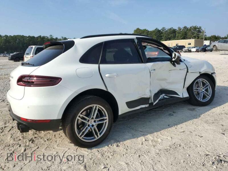 2016 Porsche MACAN (VIN WP1AB2A55GLB57213) — photo 3 of 13