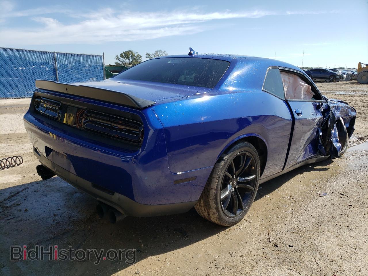 2018 DODGE CHALLENGER - VIN: 2C3CDZAG2JH339300 - Фото 3
