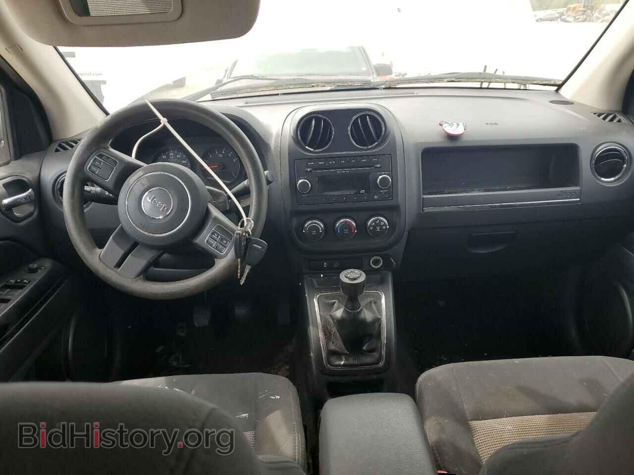 2011 JEEP COMPASS - VIN: 1J4NT1FA1BD256656 - Фото 8