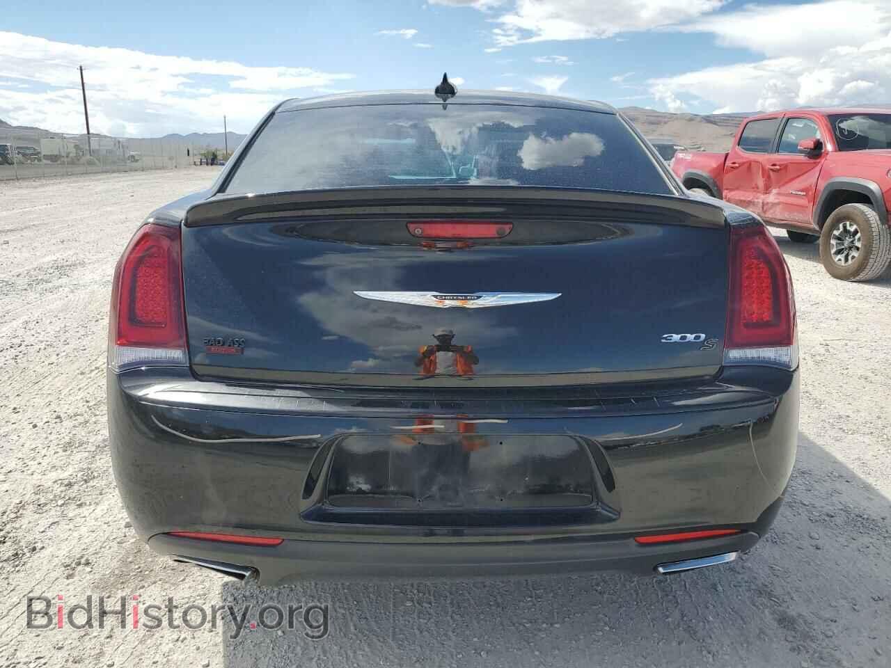 2017 CHRYSLER 300 - VIN: 2C3CCABG2HH667930 - Фото 6