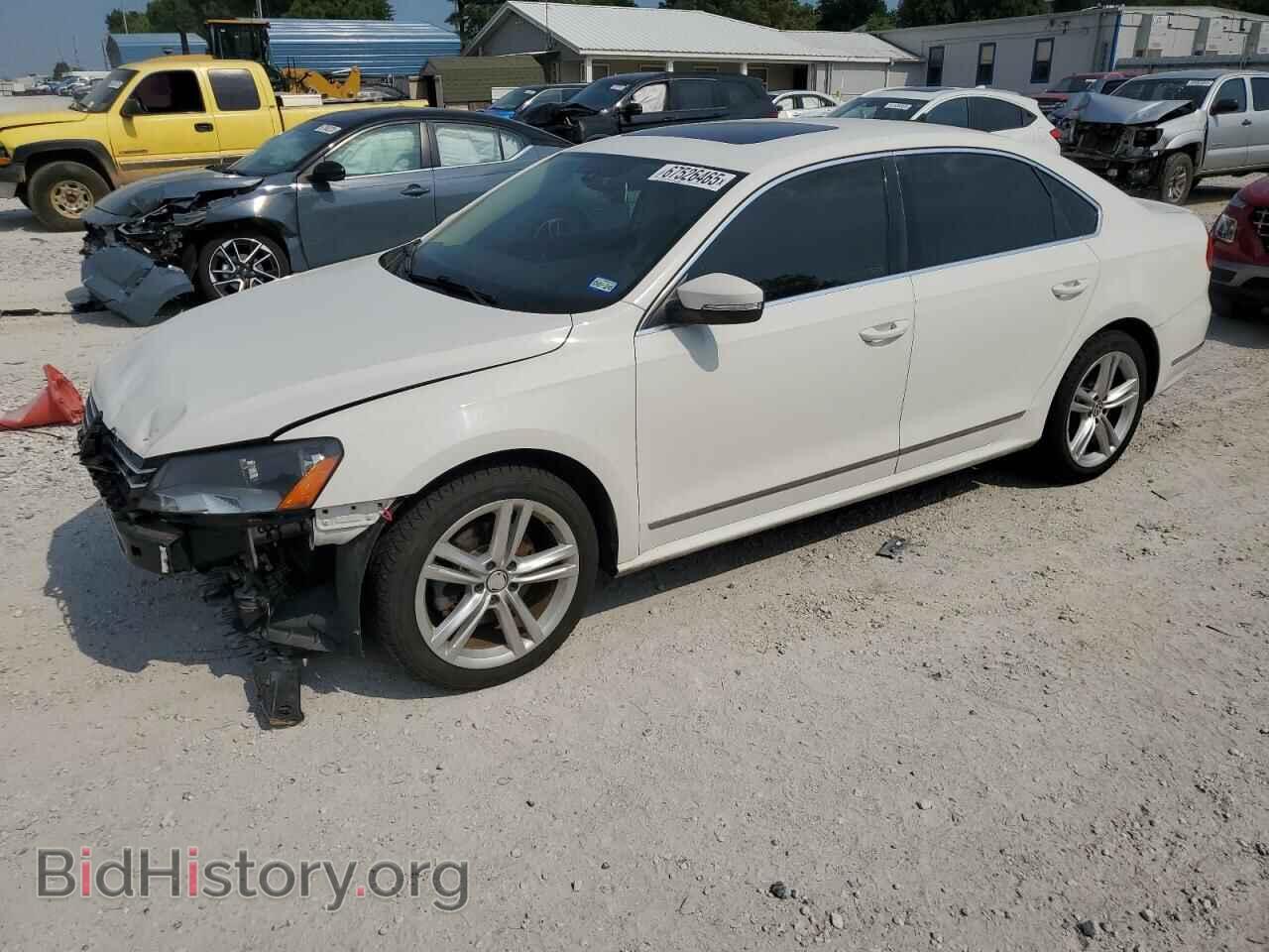 Photo 1VWCN7A32EC010046 - VOLKSWAGEN PASSAT 2014