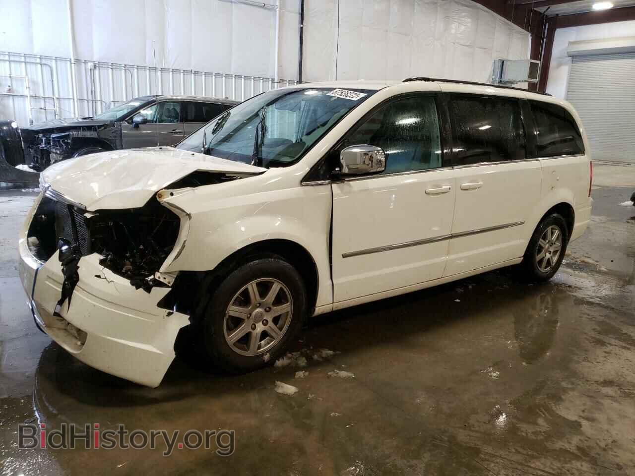 Фотография 2A4RR8DX3AR366703 - CHRYSLER MINIVAN 2010
