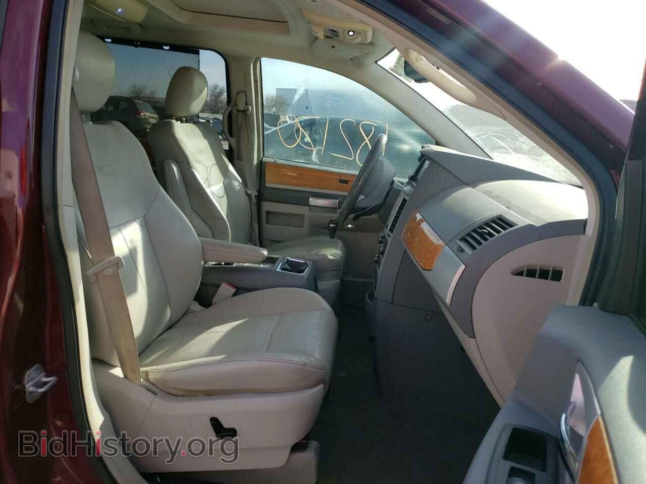2008 CHRYSLER MINIVAN - VIN: 2A8HR64X58R688767 - Фото 5
