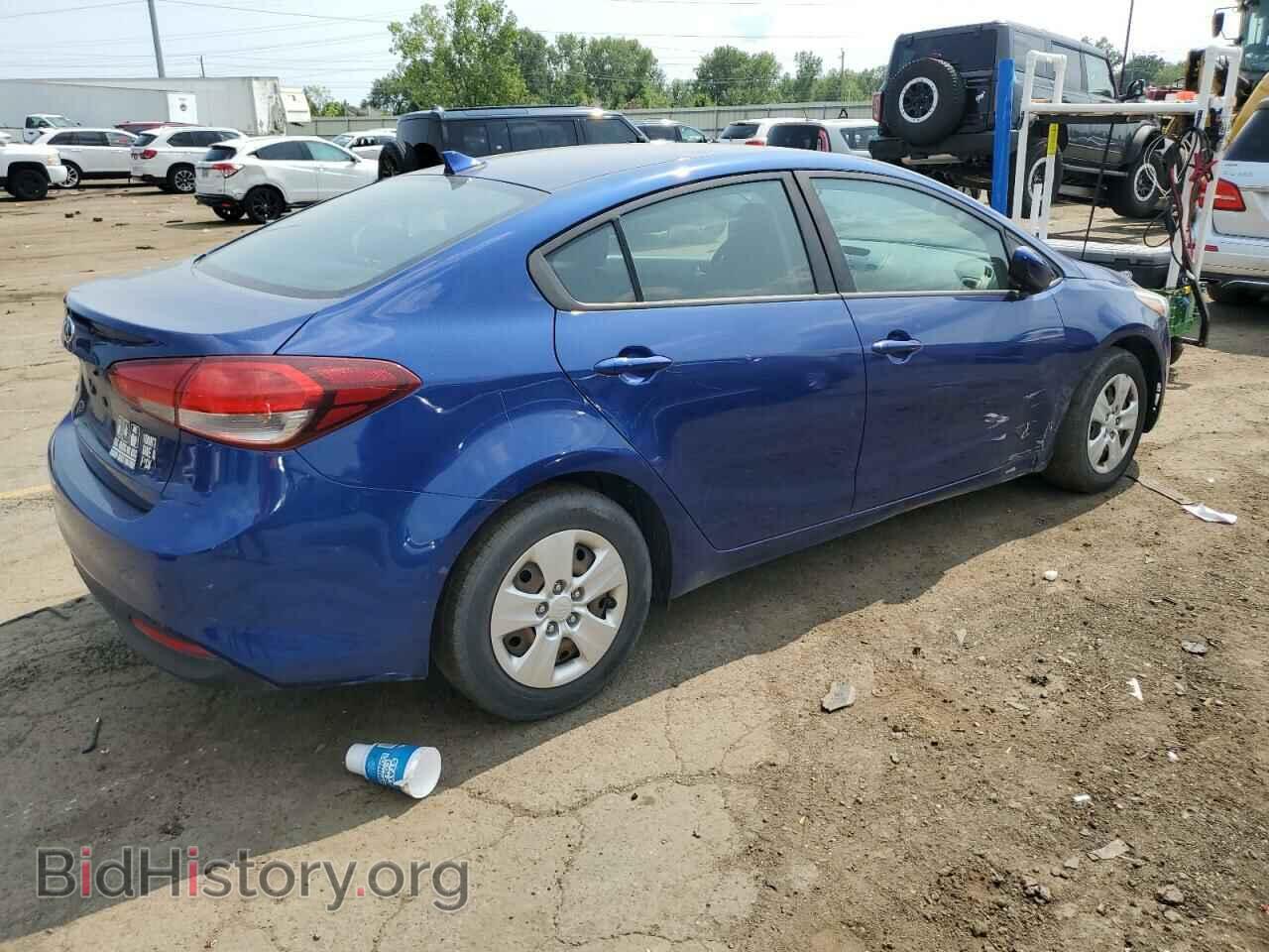 2017 KIA FORTE - VIN: 3KPFK4A70HE143931 - Фото 3