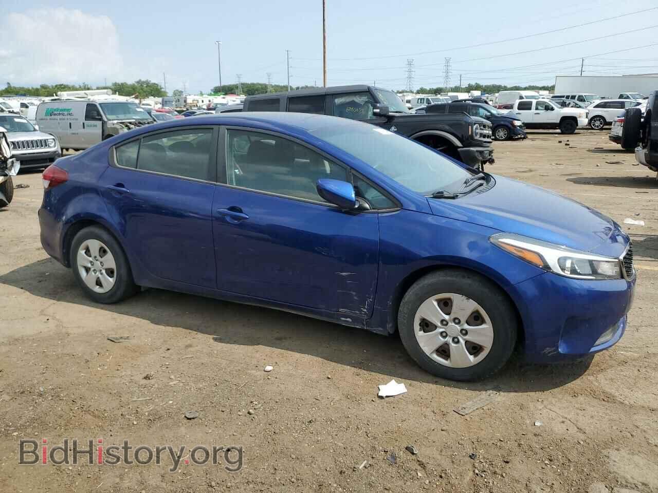 2017 KIA FORTE - VIN: 3KPFK4A70HE143931 - Фото 4