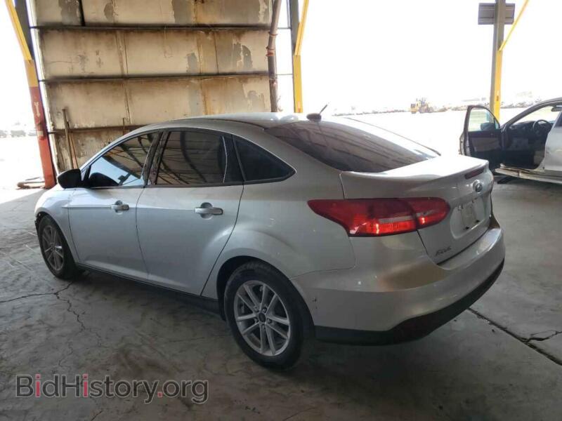 2017 Ford FOCUS (VIN 1FADP3F2XHL226196) — photo 2 of 13