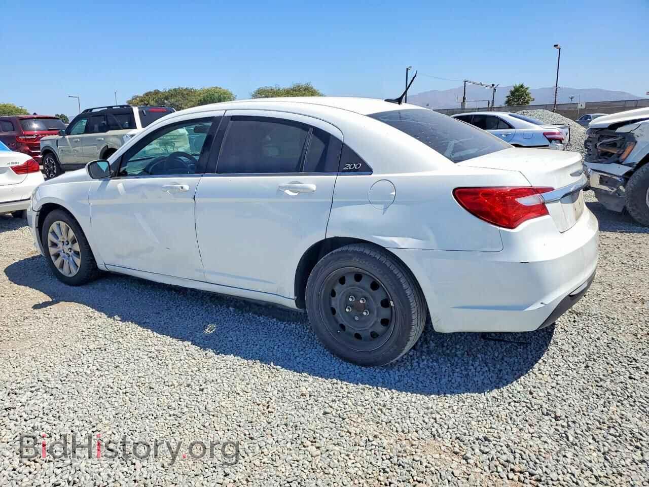 2013 CHRYSLER 200 - VIN: 1C3CCBAB9DN634811 - Photo 2
