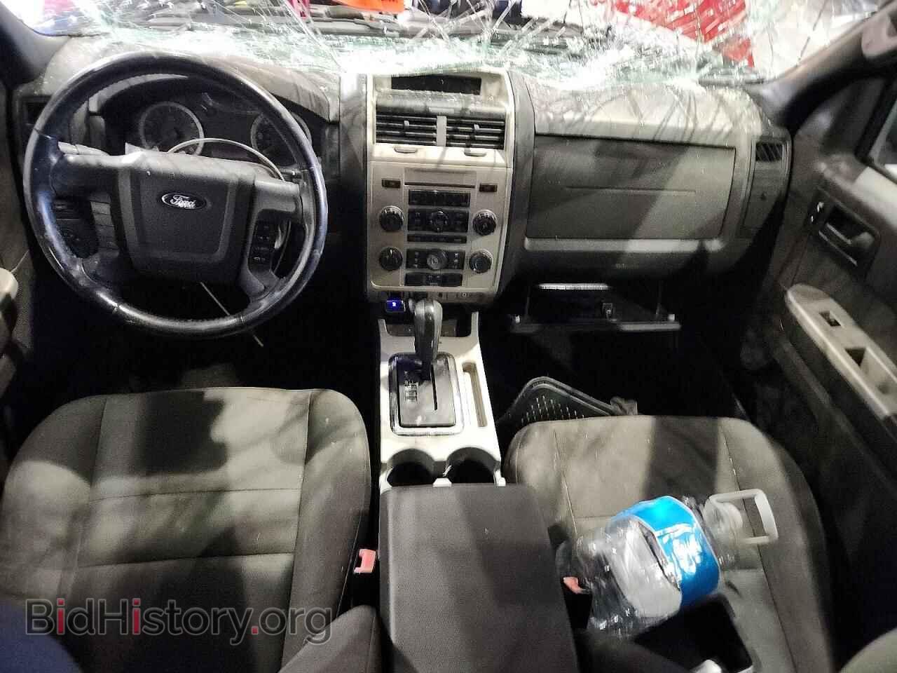 2011 FORD ESCAPE - VIN: 1FMCU9DG2BKA37163 - Photo 8