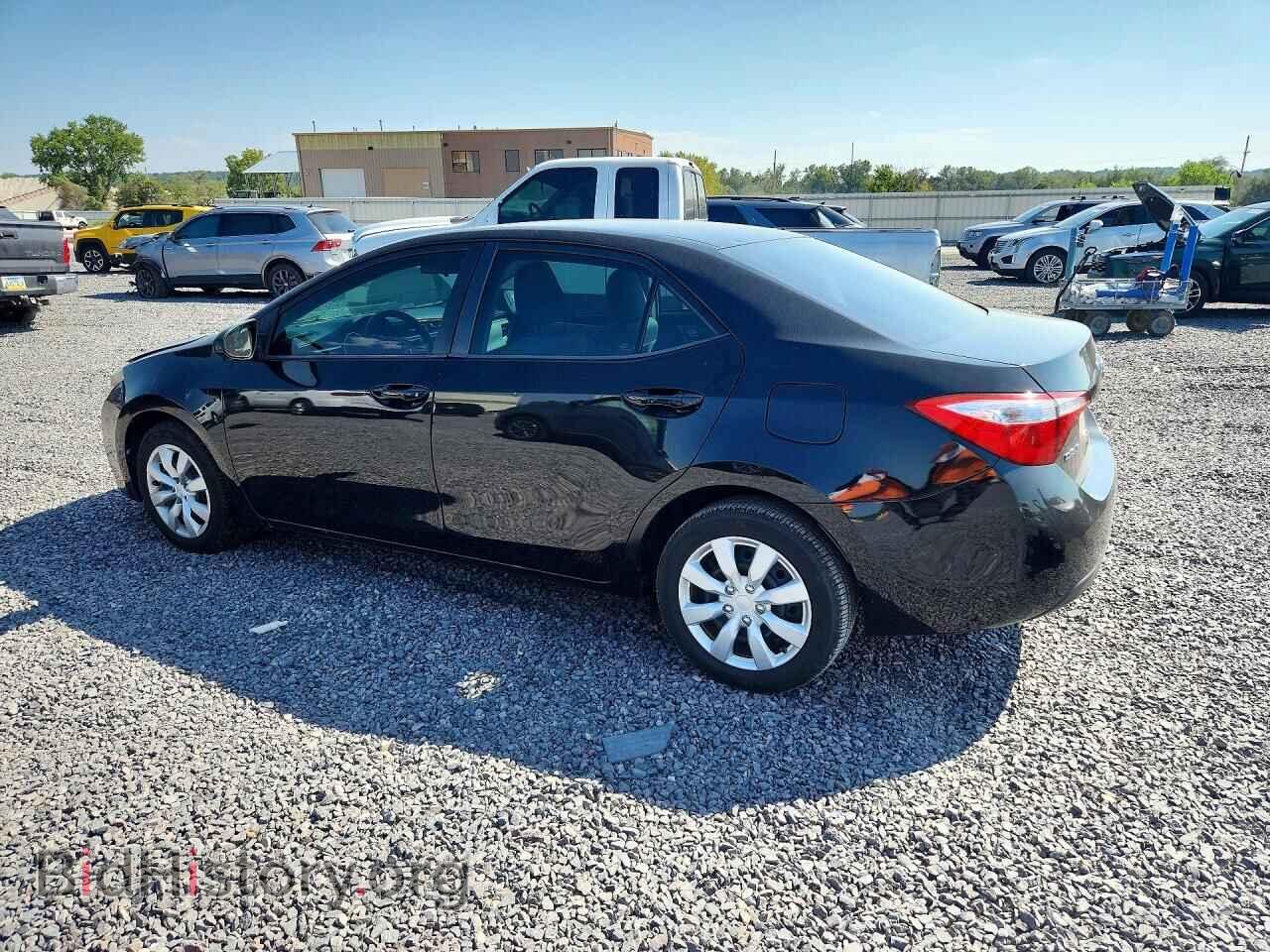 2015 TOYOTA COROLLA - VIN: 5YFBURHE8FP243412 - Photo 2