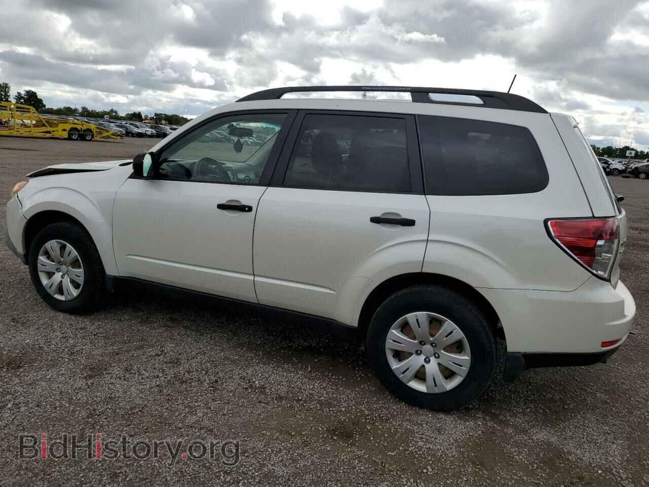 2011 SUBARU FORESTER - VIN: JF2SHCBC4BH748850 - Фото 2