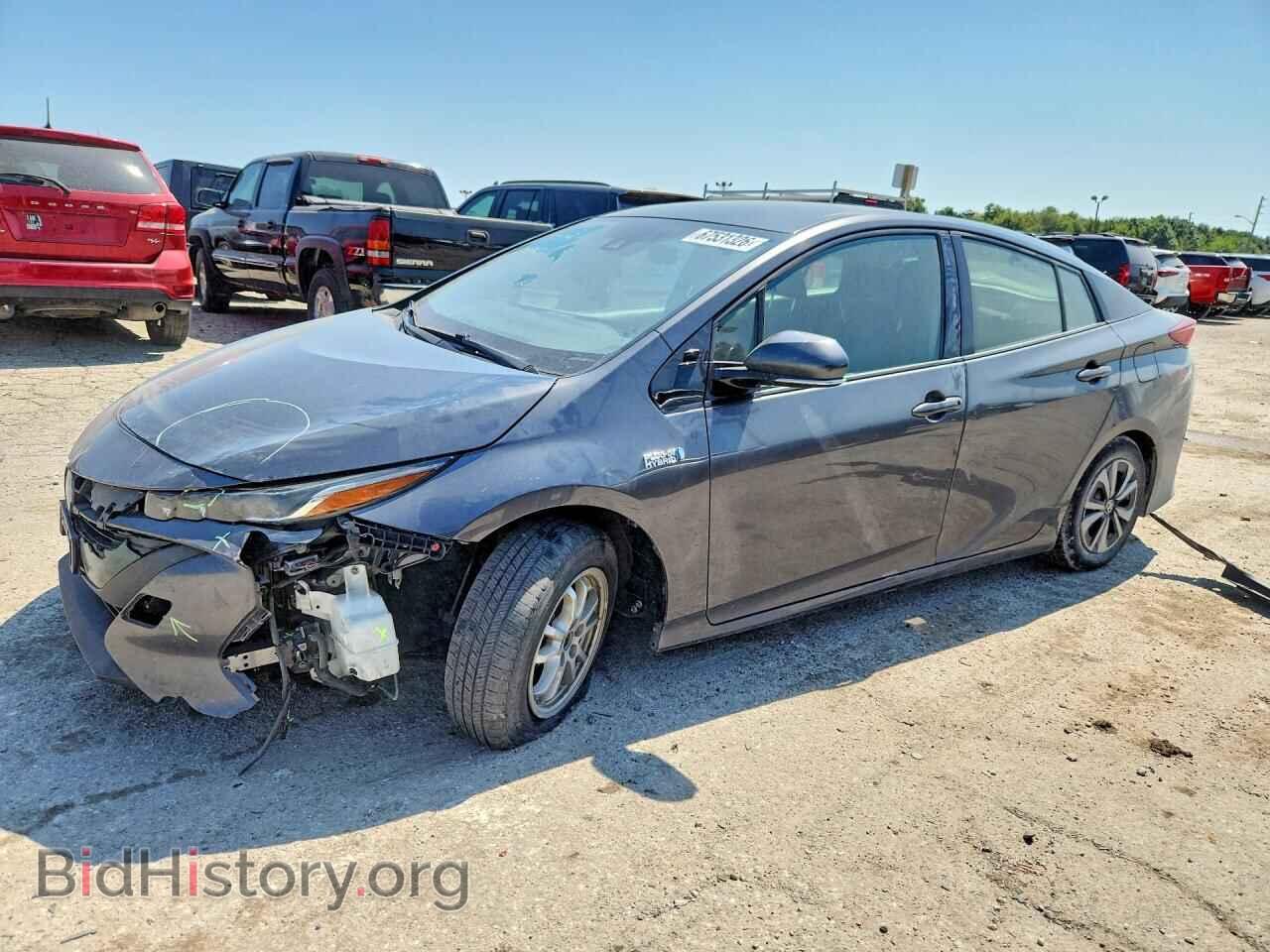Фотография JTDKARFP2J3087804 - TOYOTA PRIUS 2018