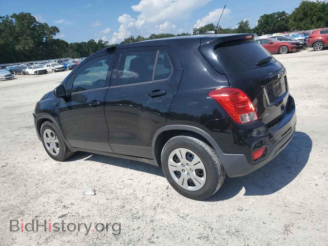2017 CHEVROLET TRAX - VIN: 3GNCJKSB0HL267360 - Фото 2