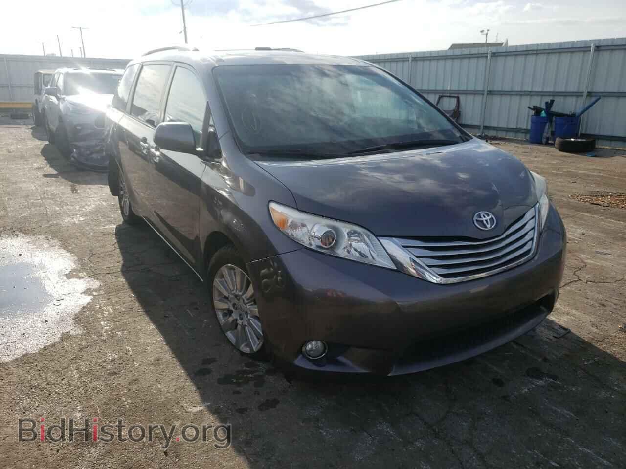 Фотография 5TDDK3DC1BS020517 - TOYOTA SIENNA 2011