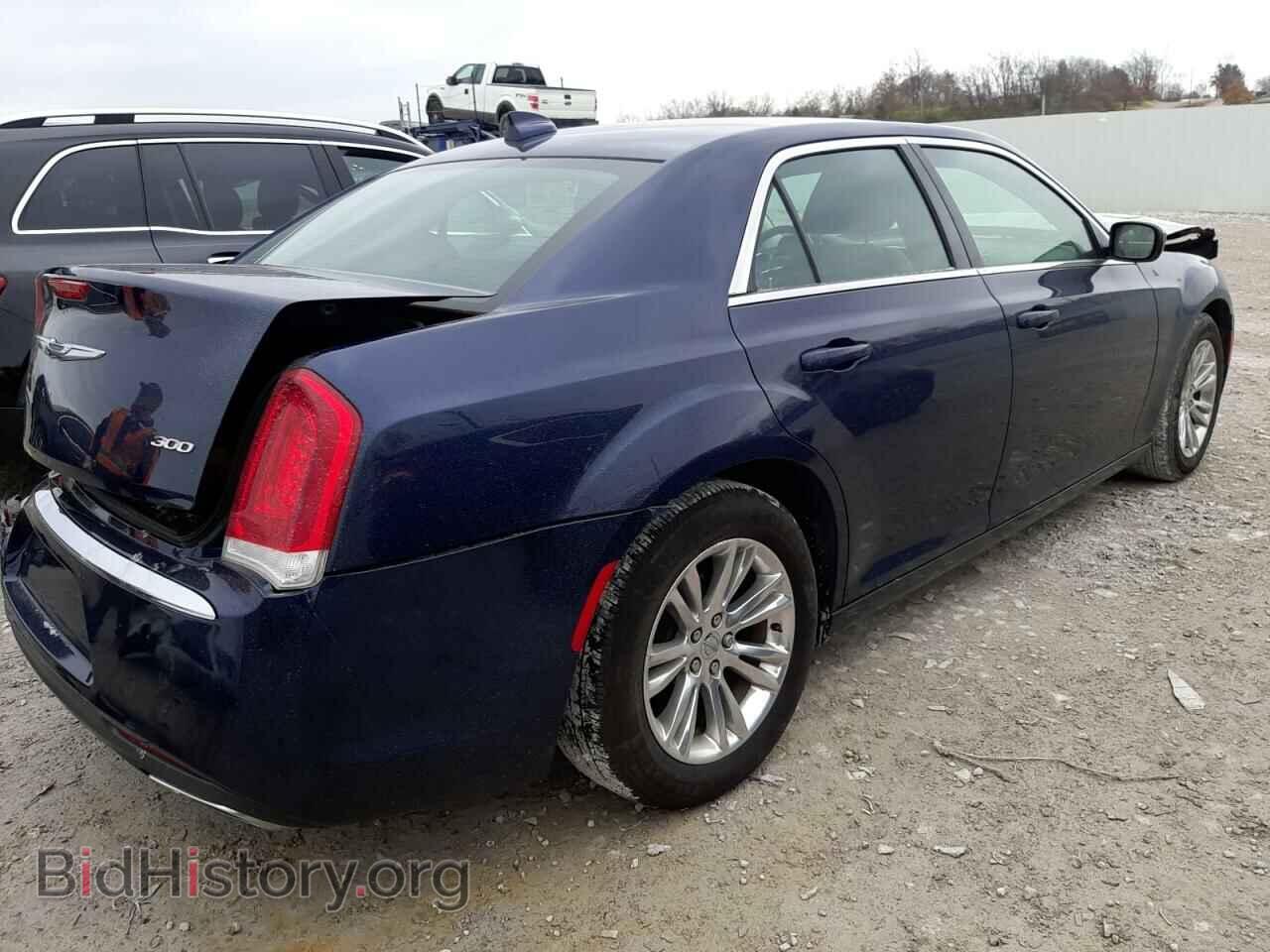 2016 CHRYSLER 300 - VIN: 2C3CCAAG8GH307836 - Фото 3