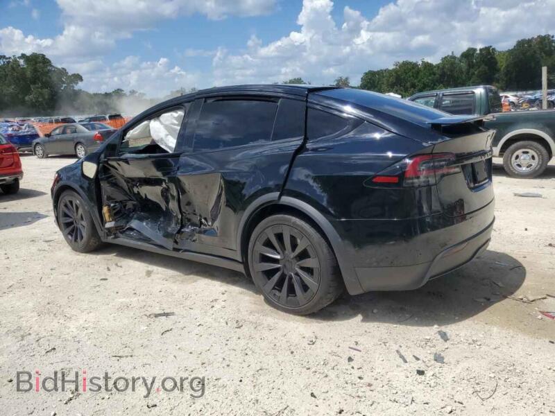2022 Tesla MODEL X (VIN 7SAXCBE69NF357607) — photo 2 of 15