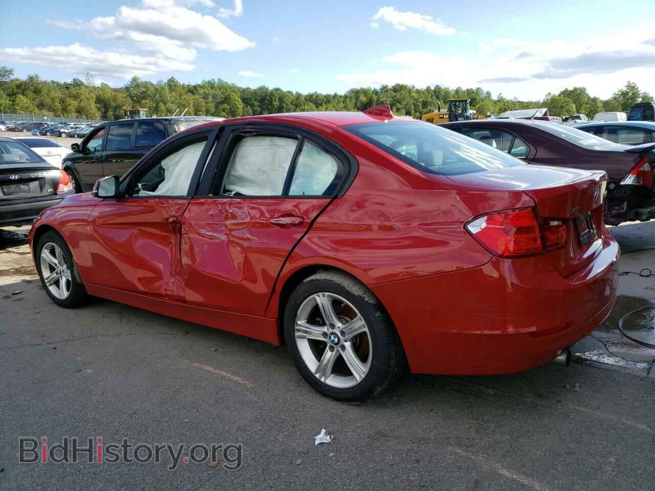 2014 BMW 3 SERIES - VIN: WBA3C3C52EF984671 - Фото 2