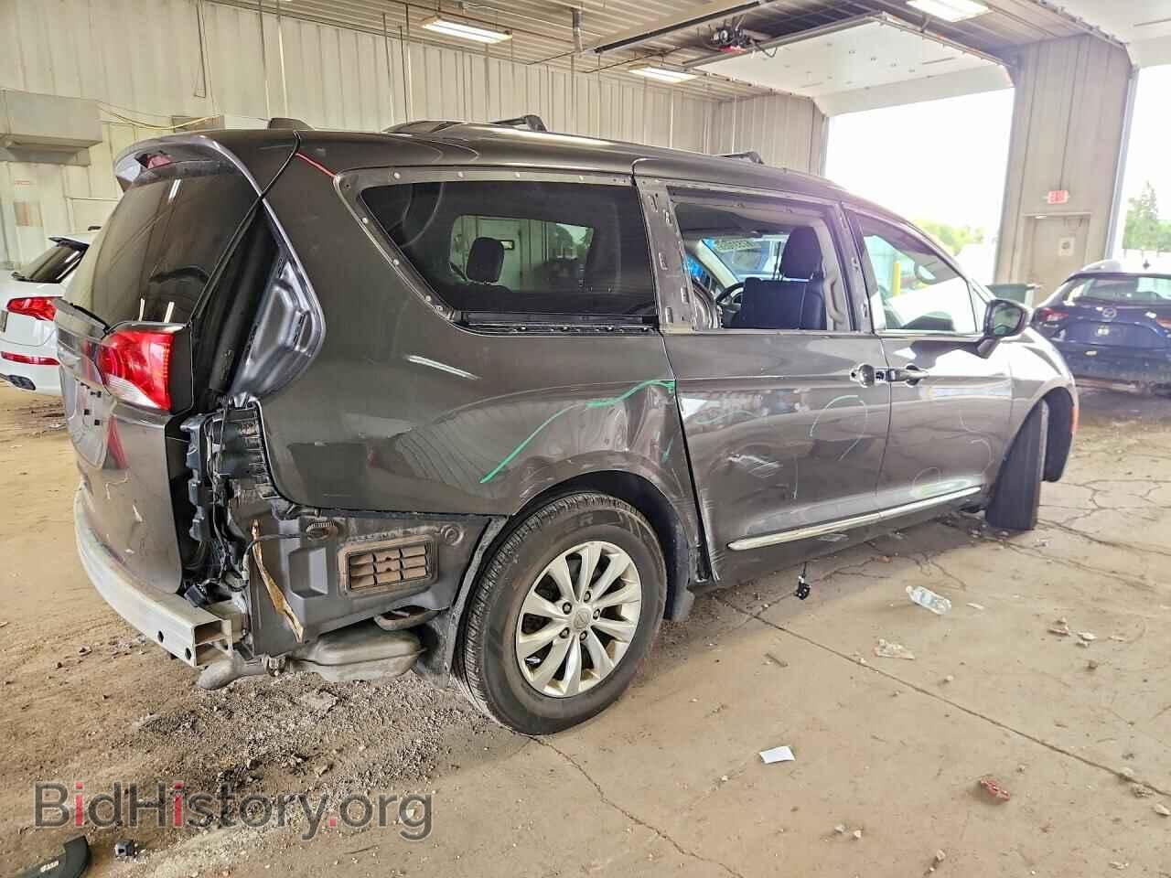 2018 CHRYSLER PACIFICA - VIN: 2C4RC1EG5JR194736 - Фото 3