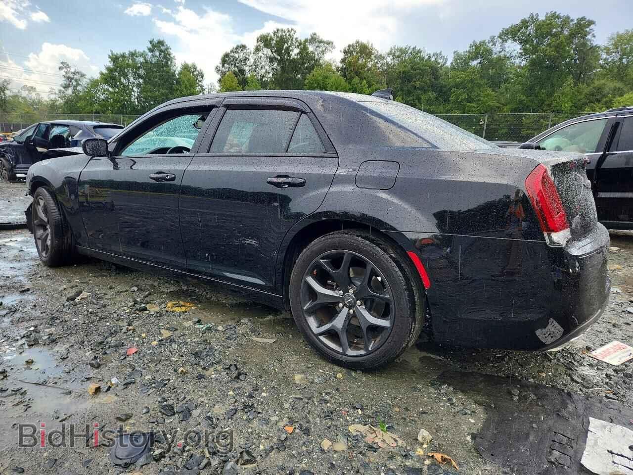 2021 CHRYSLER 300 - VIN: 2C3CCAAG7MH596011 - Photo 2