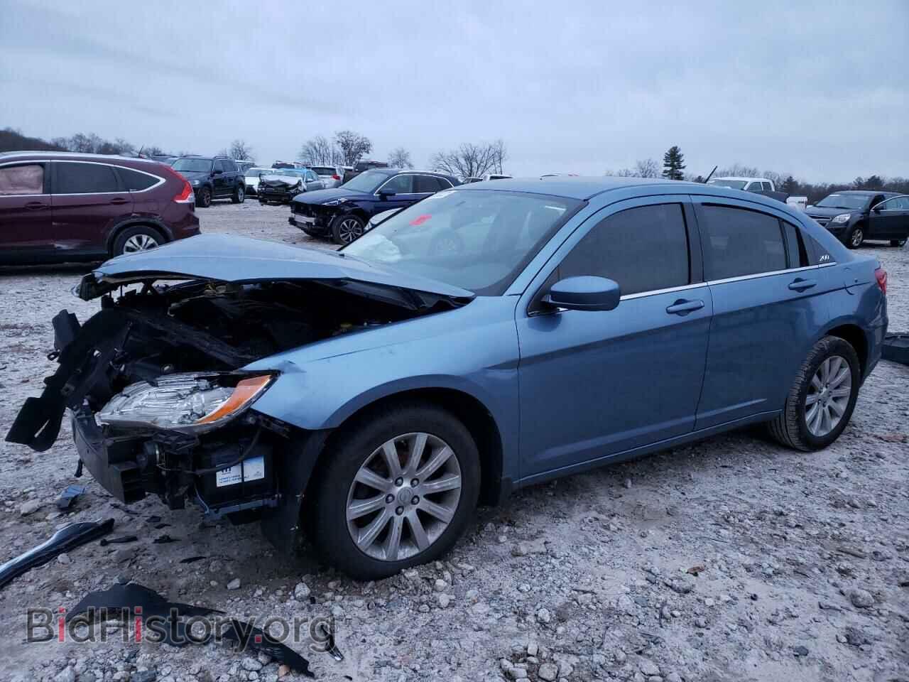 Photo 1C3BC1FB6BN570481 - CHRYSLER 200 2011