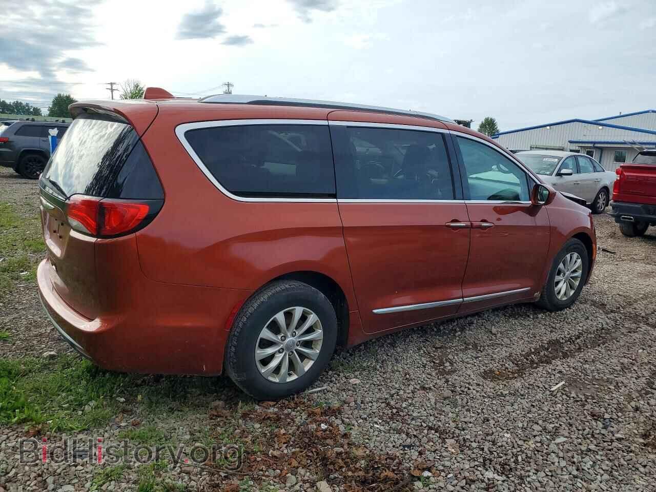 2018 CHRYSLER PACIFICA - VIN: 2C4RC1EG4JR204706 - Фото 3