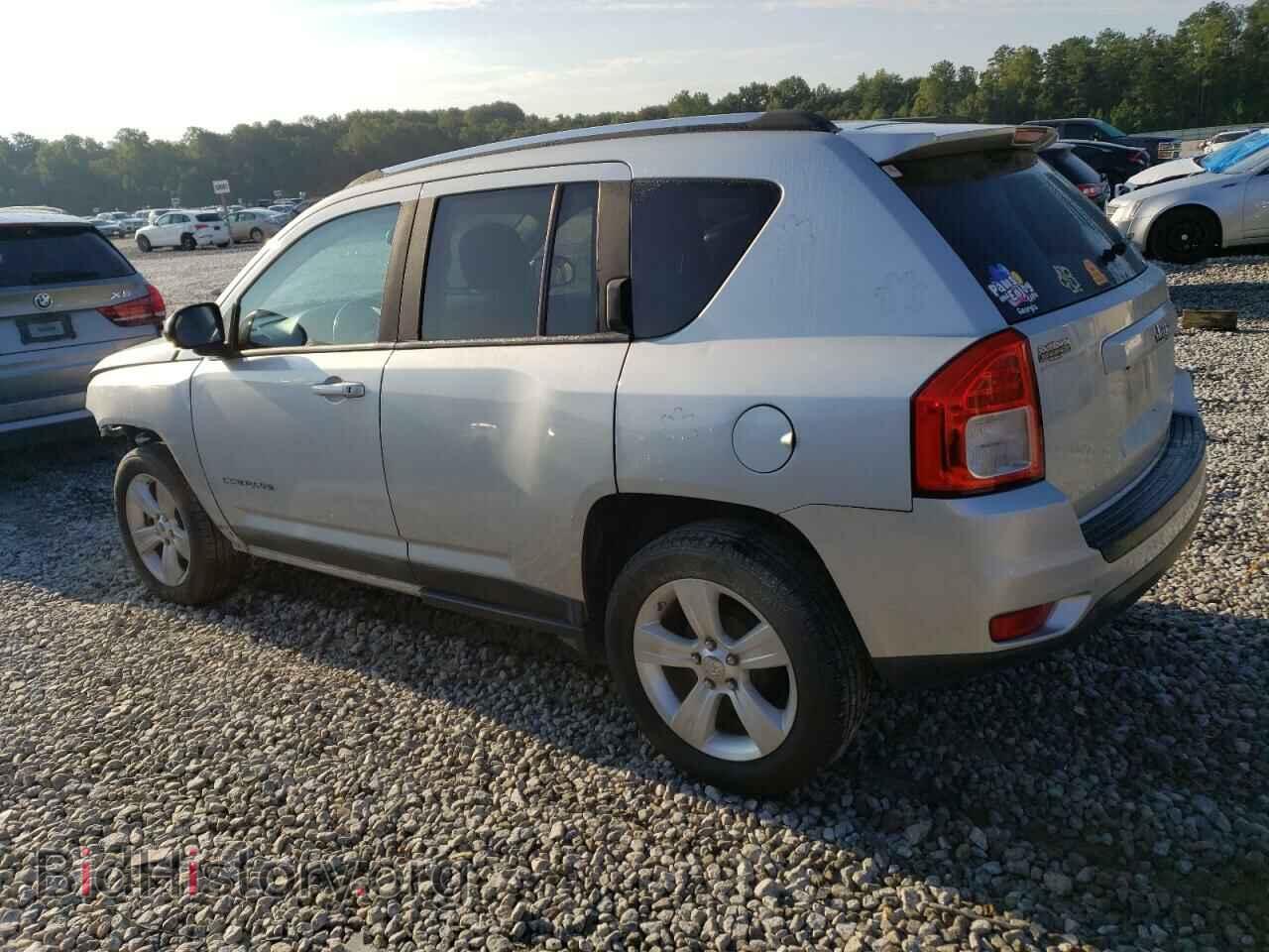 2011 JEEP COMPASS - VIN: 1J4NT1FBXBD194408 - Photo 2