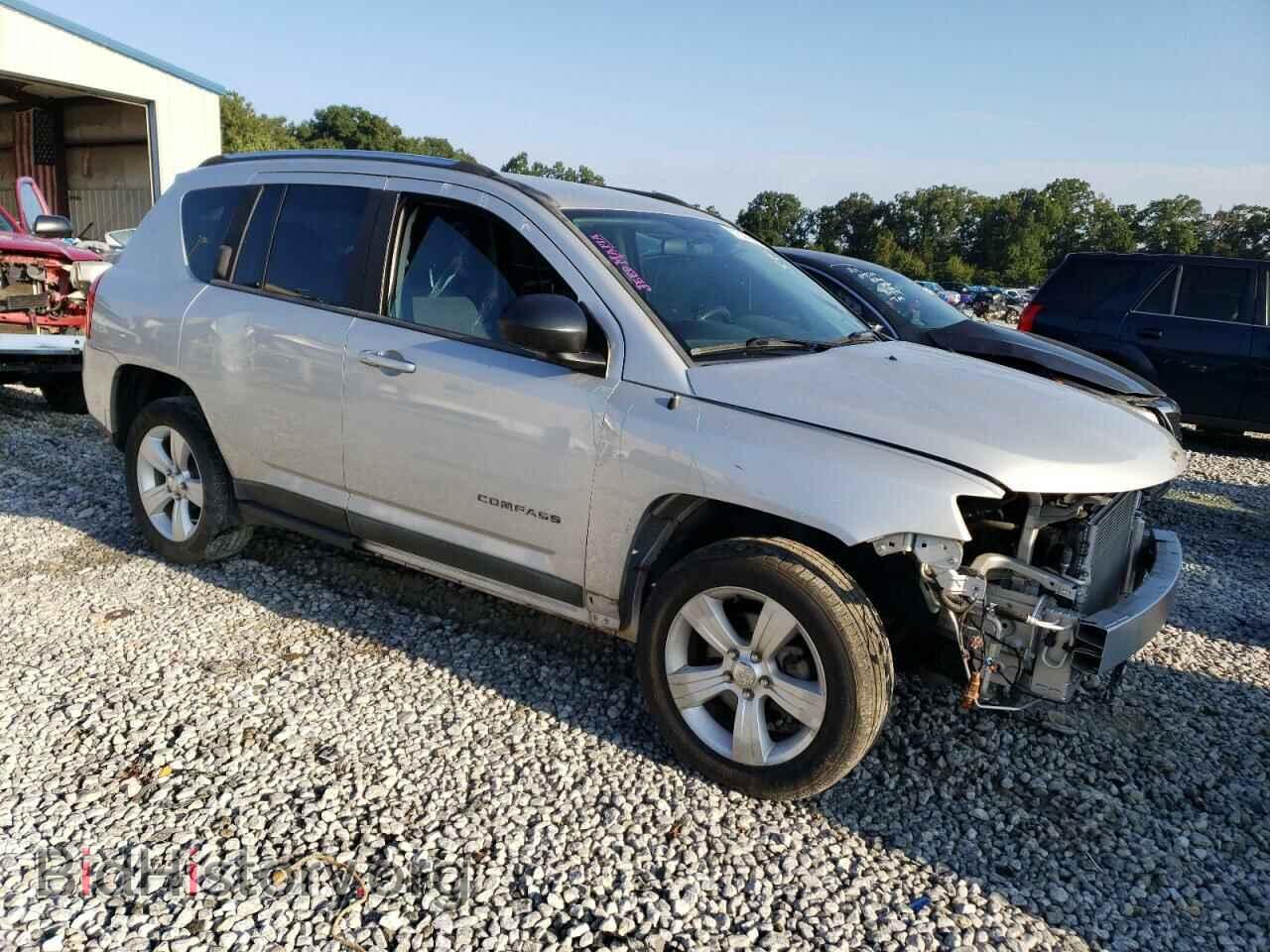 2011 JEEP COMPASS - VIN: 1J4NT1FBXBD194408 - Photo 4