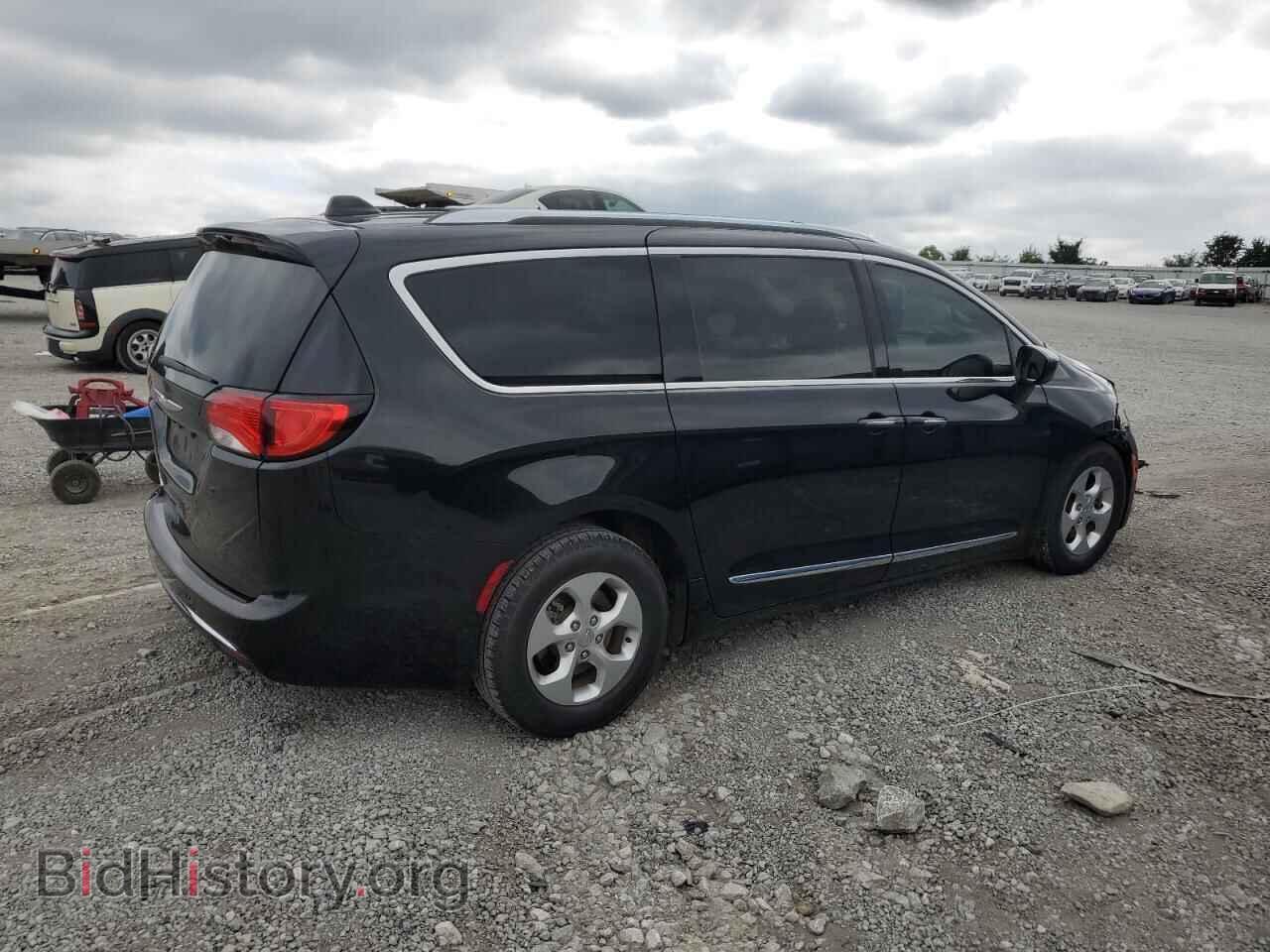 2017 CHRYSLER PACIFICA - VIN: 2C4RC1EGXHR614663 - Фото 3