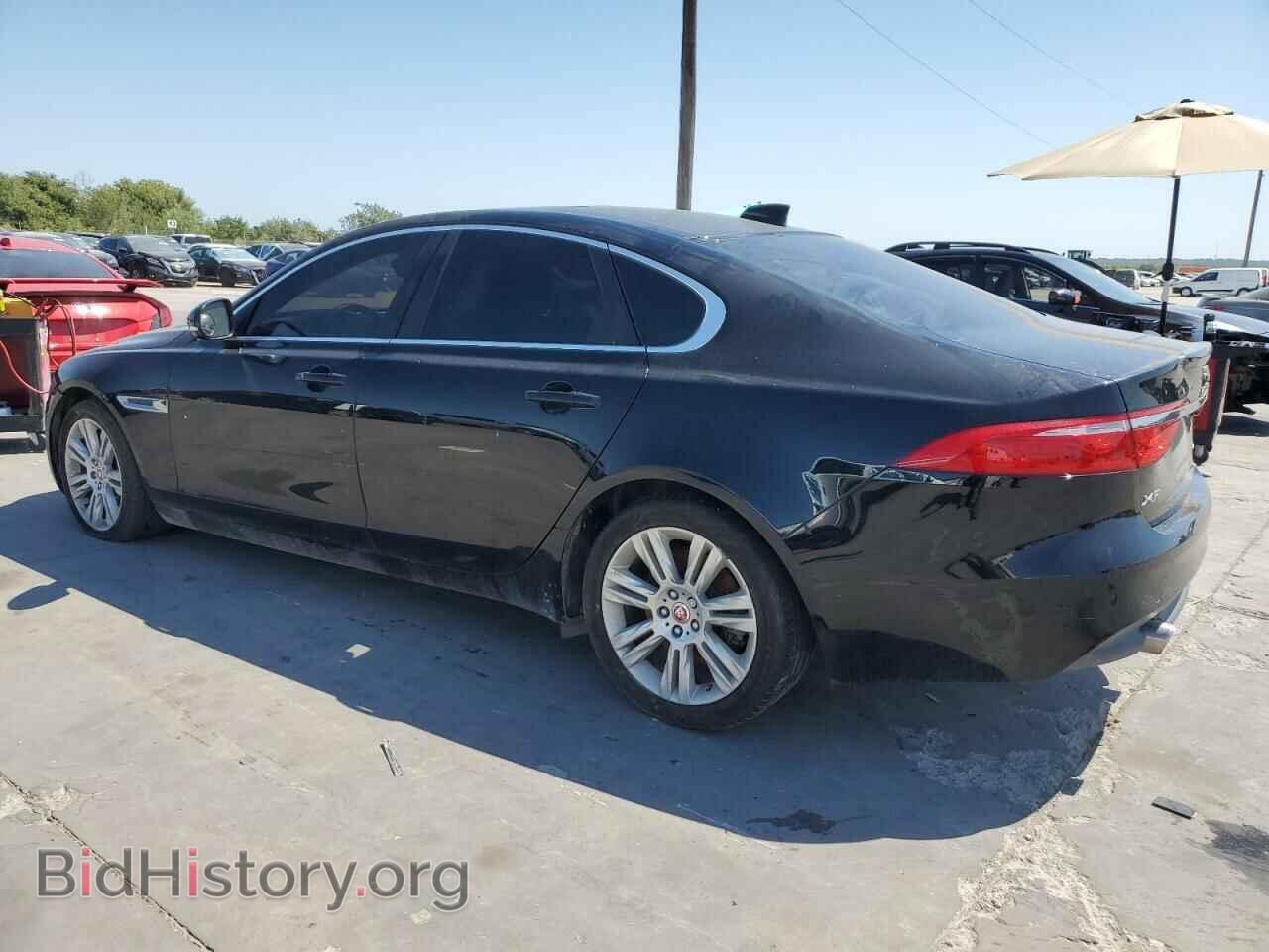 2017 JAGUAR XF - VIN: SAJBR4BV1HCY30786 - Фото 2