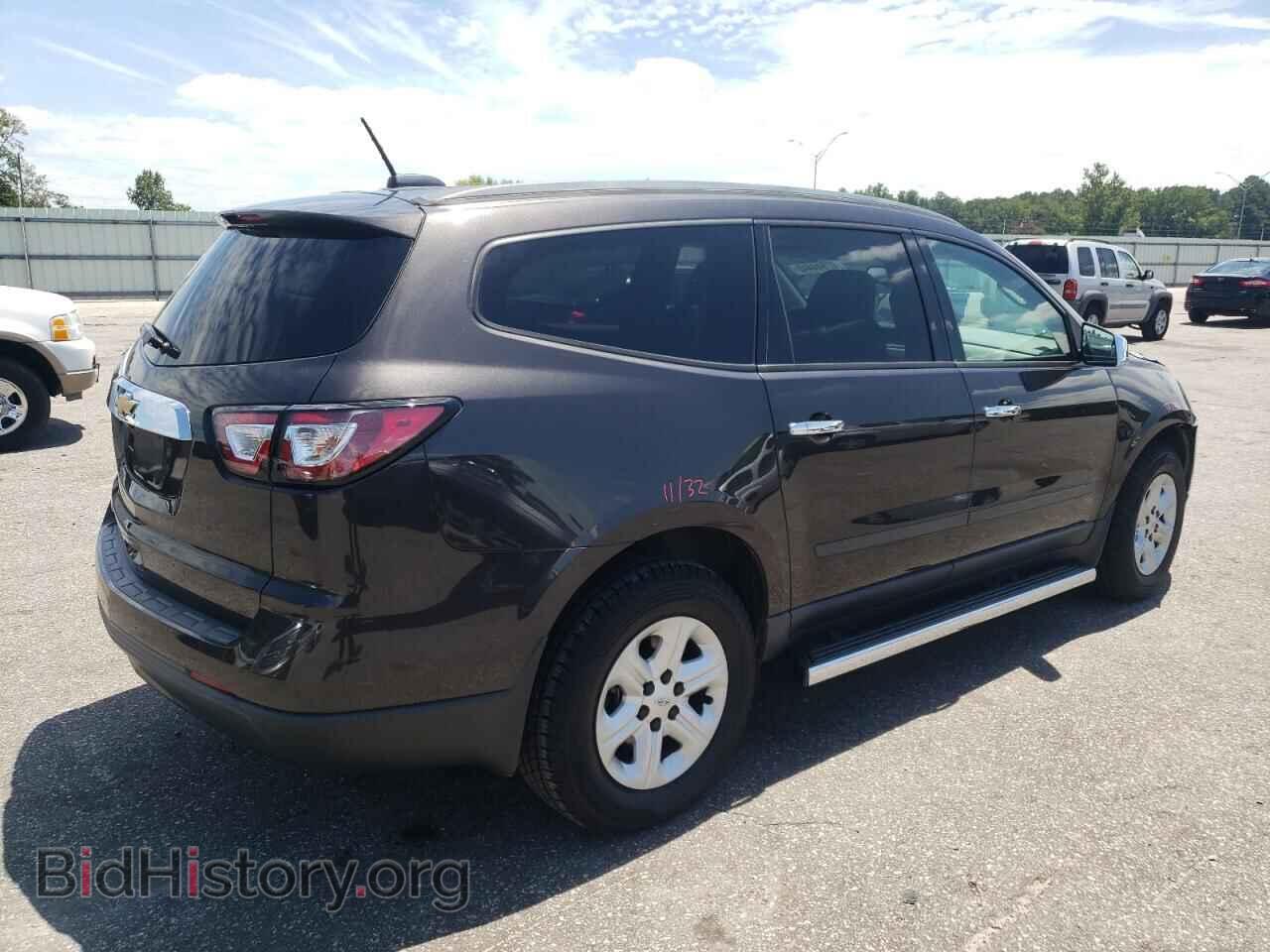 2017 CHEVROLET TRAVERSE - VIN: 1GNKRFKD3HJ179858 - Фото 3