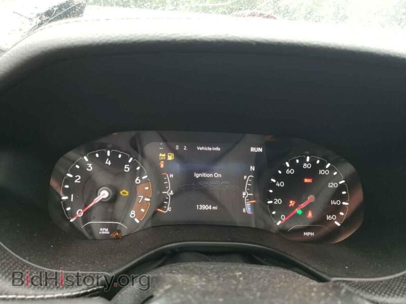 2024 Jeep COMPASS (VIN 3C4NJDBN1RT578692) — photo 9 of 12