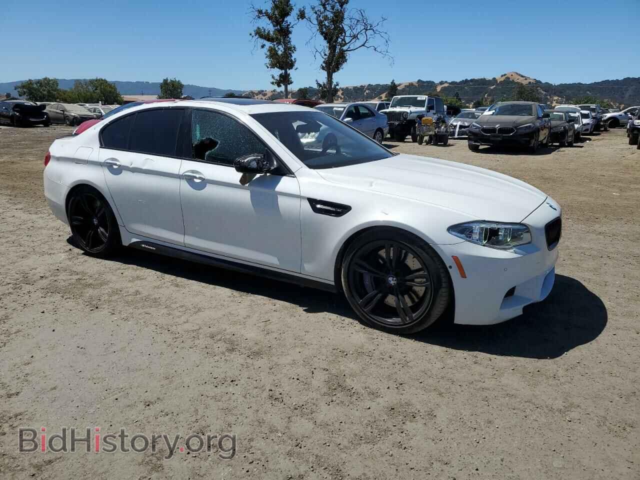 2016 BMW M5 - VIN: WBSFV9C51GD595573 - Фото 4