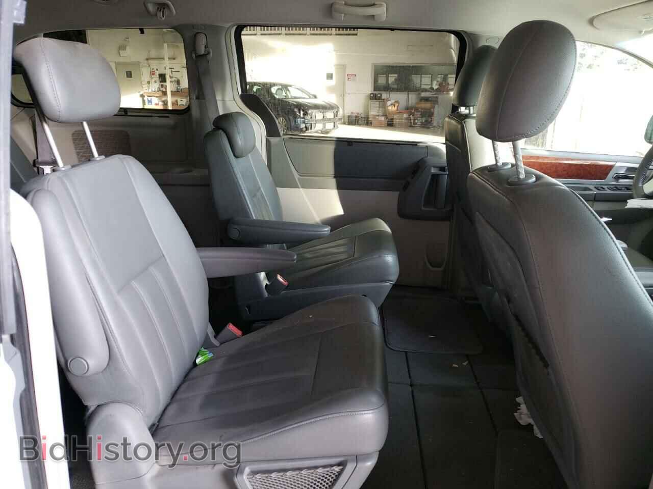 2009 CHRYSLER MINIVAN - VIN: 2A8HR54179R573577 - Фото 6