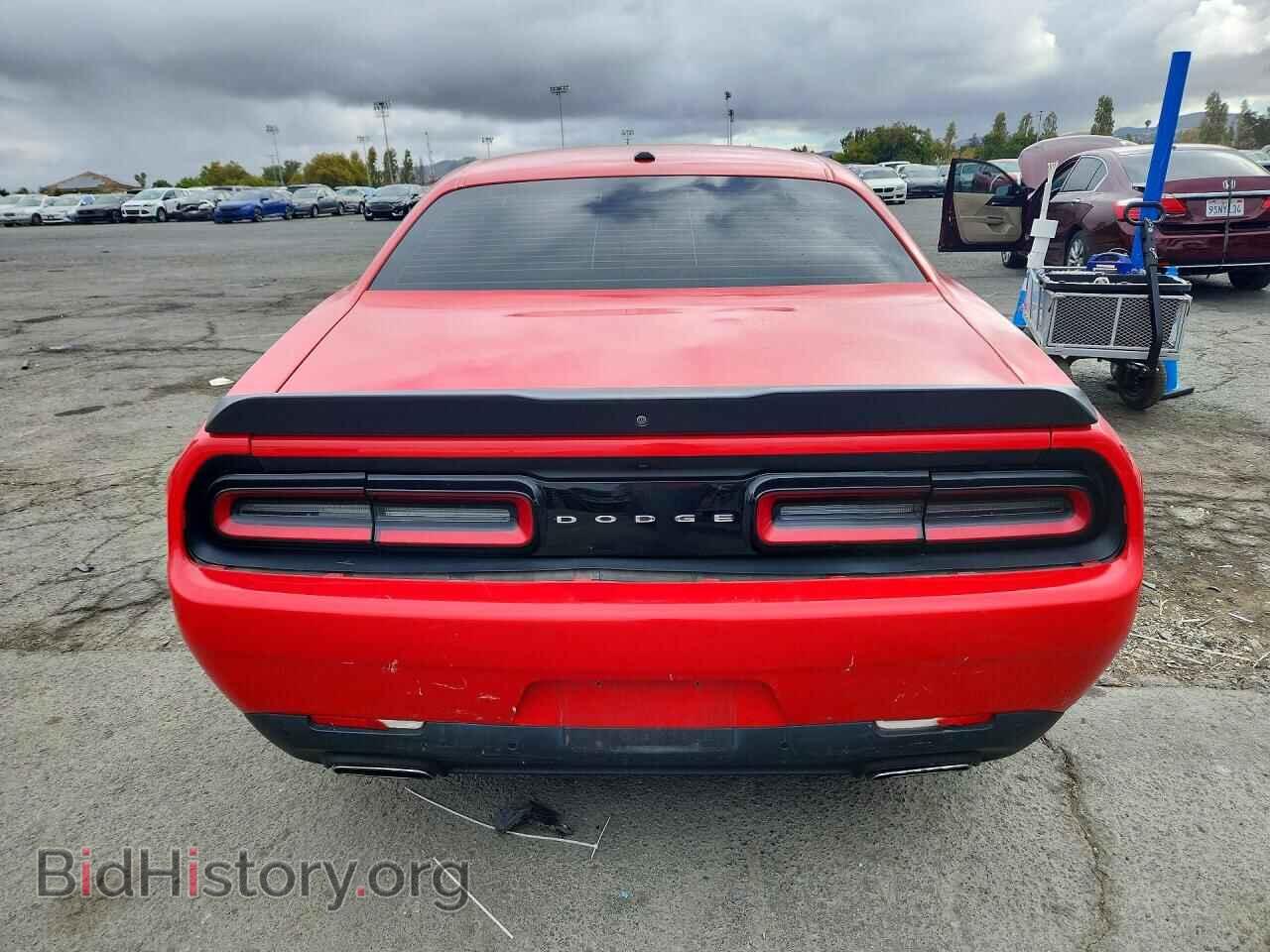 2018 DODGE CHALLENGER - VIN: 2C3CDZAG2JH229296 - Фото 6