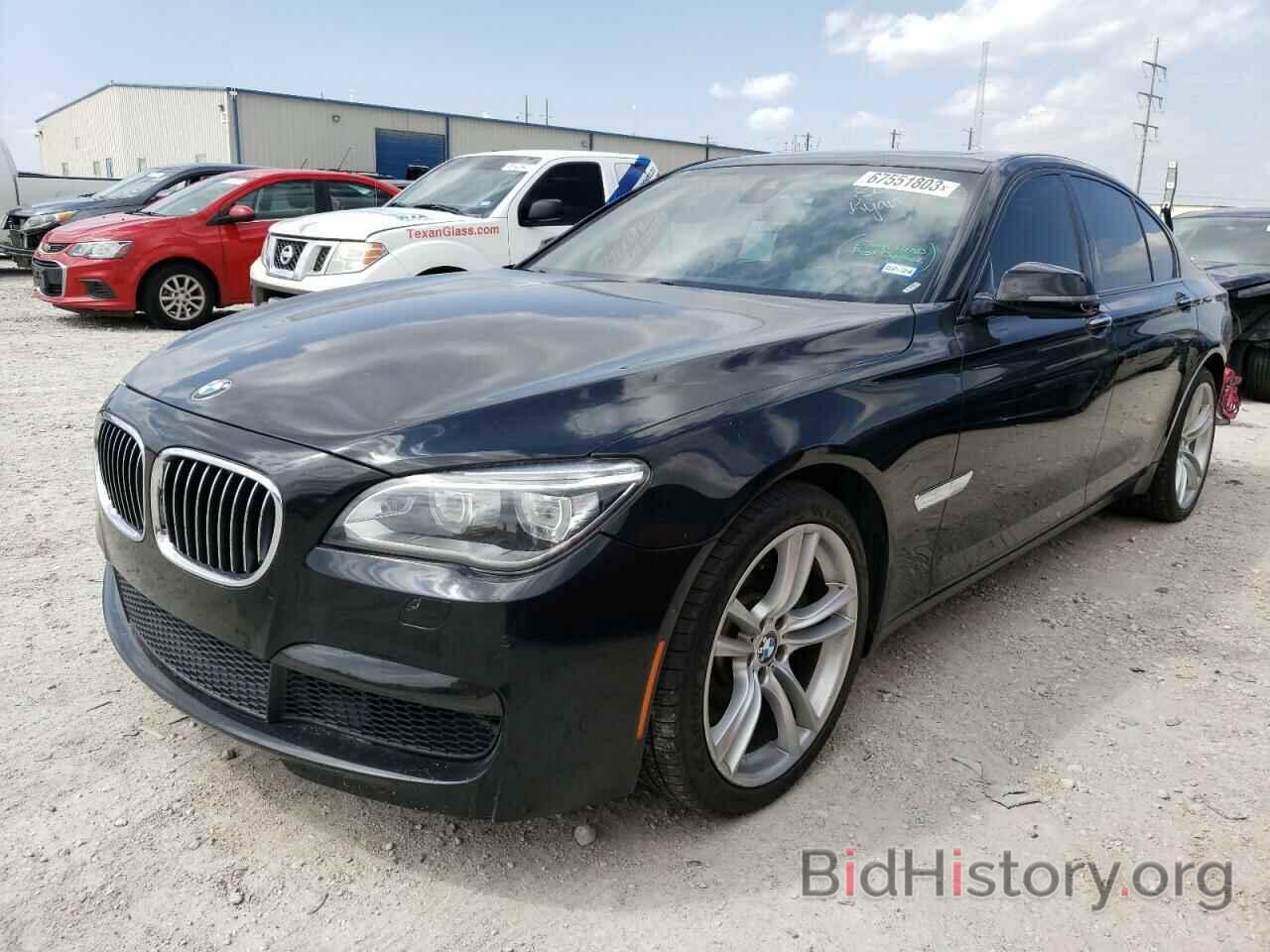 Photo WBAYA8C54DD227838 - BMW 7 SERIES 2013