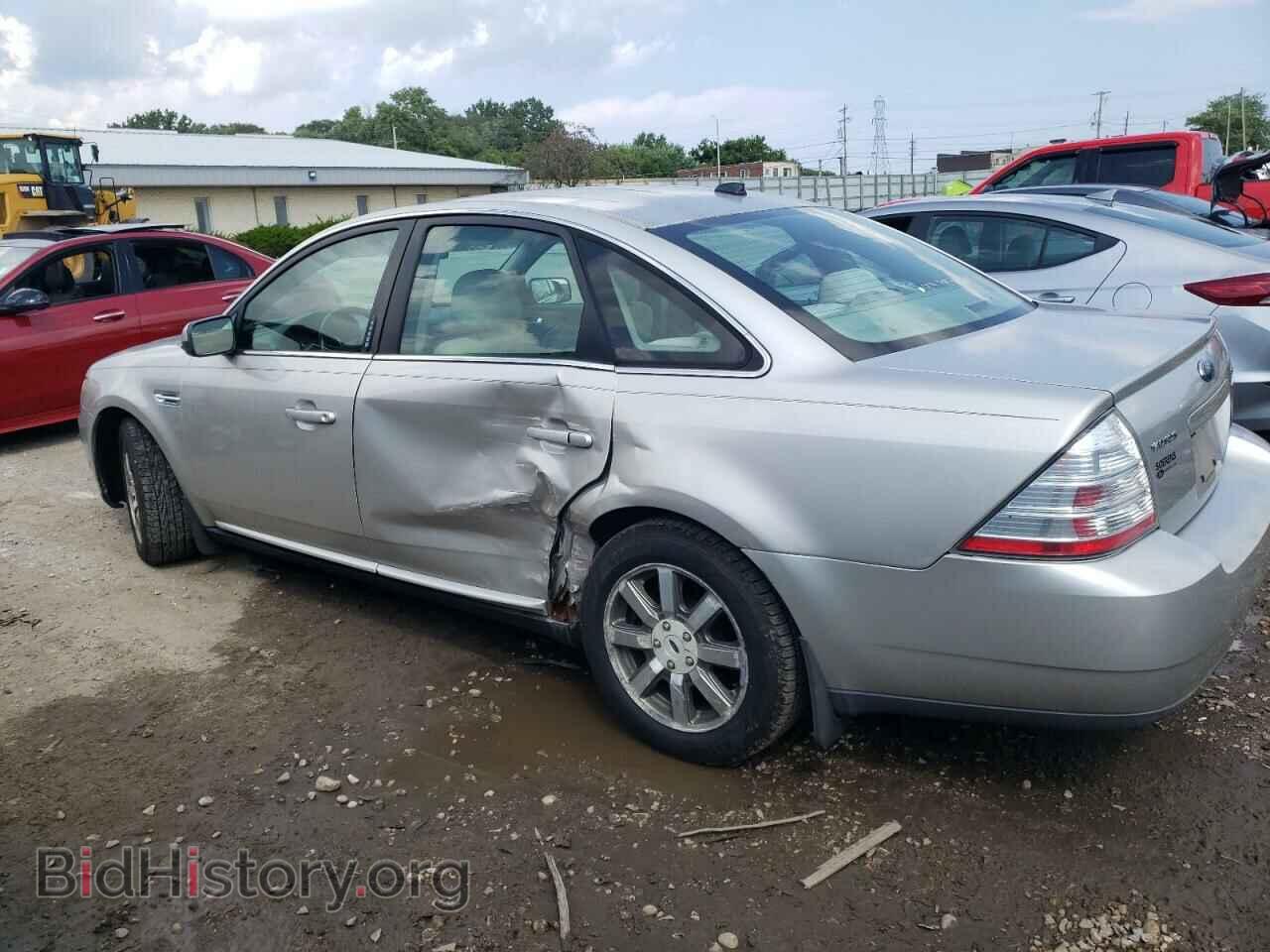 2008 FORD TAURUS - VIN: 1FAHP24W28G141637 - Фото 2