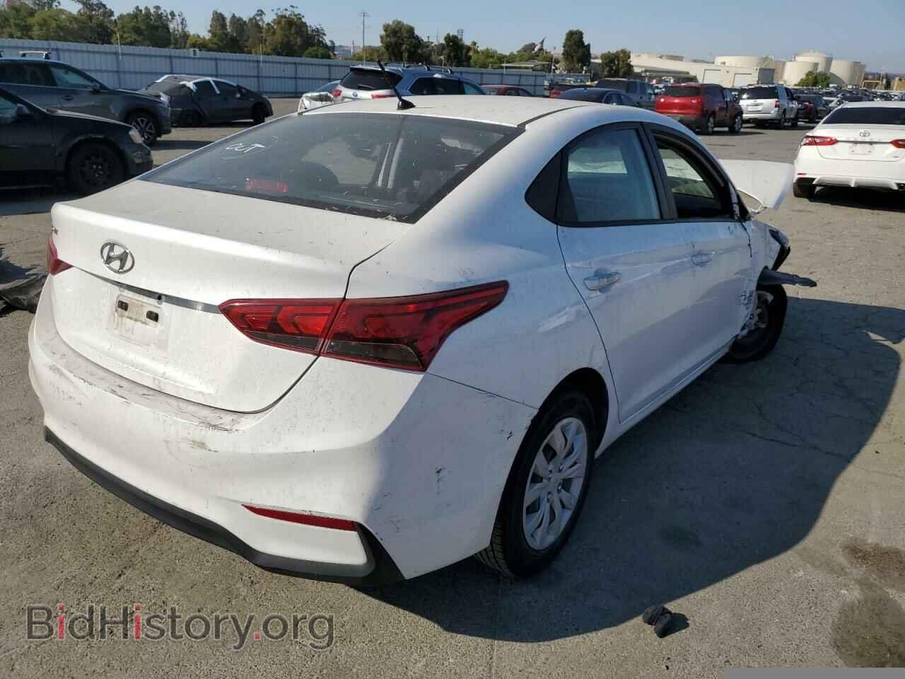 2019 HYUNDAI ACCENT - VIN: 3KPC24A38KE067849 - Фото 3