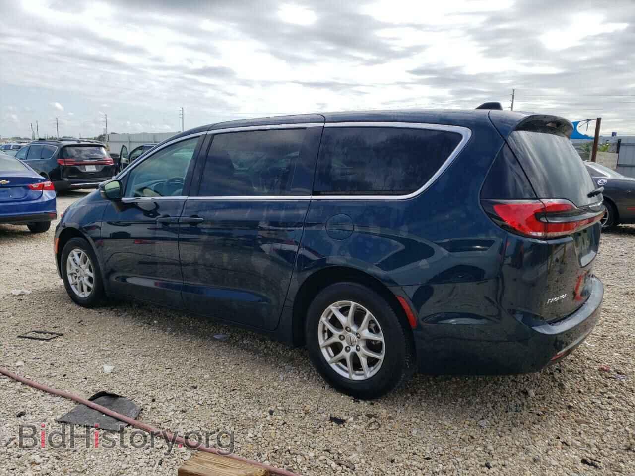 2023 CHRYSLER PACIFICA - VIN: 2C4RC1BG8PR620237 - Фото 2