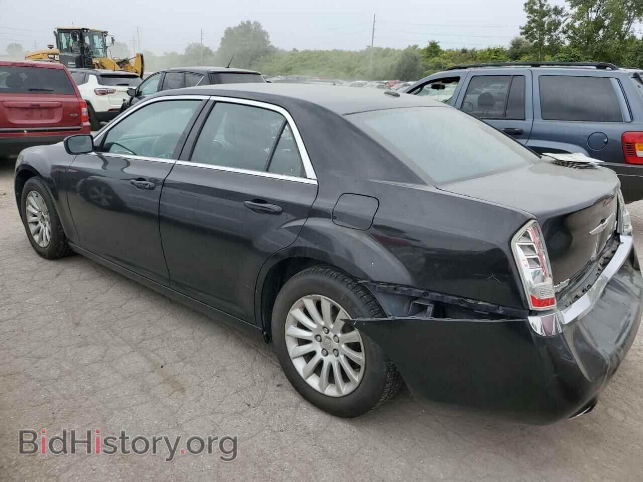 2014 CHRYSLER 300 - VIN: 2C3CCAAG4EH205656 - Фото 2