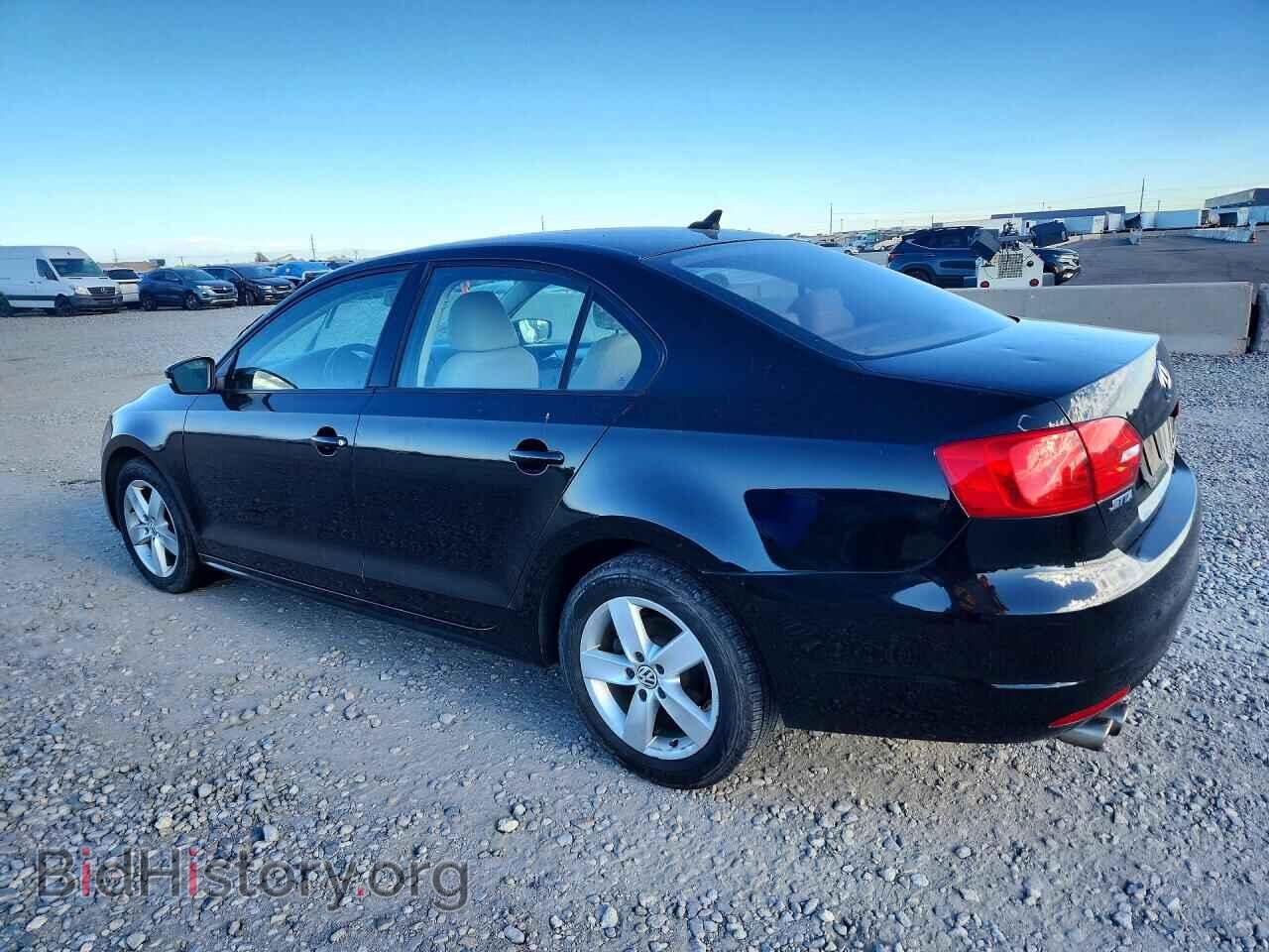 2011 VOLKSWAGEN JETTA - VIN: 3VWLL7AJ1BM059155 - Photo 2