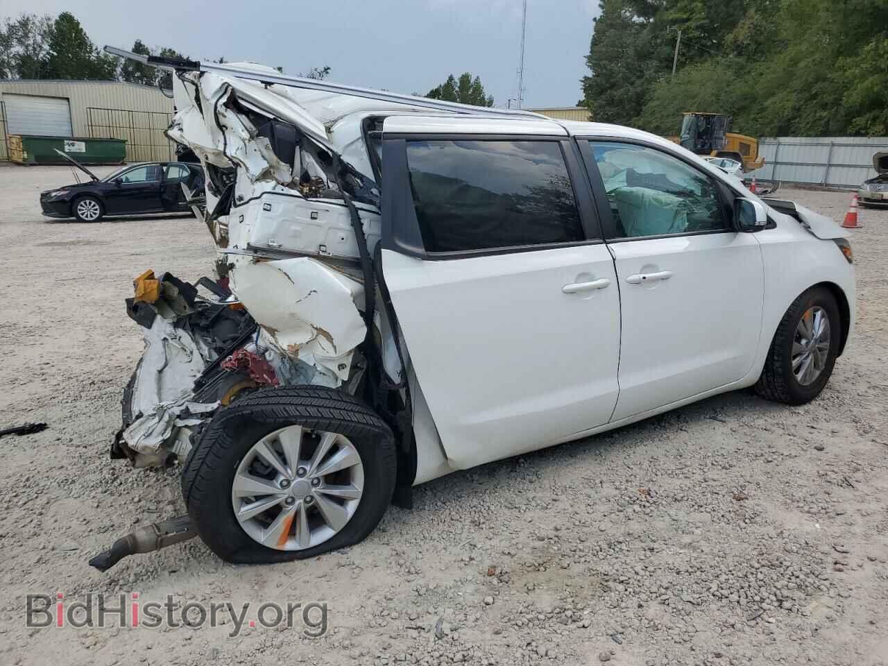 2017 KIA All Models - VIN: KNDMB5C19H6282595 - Фото 3